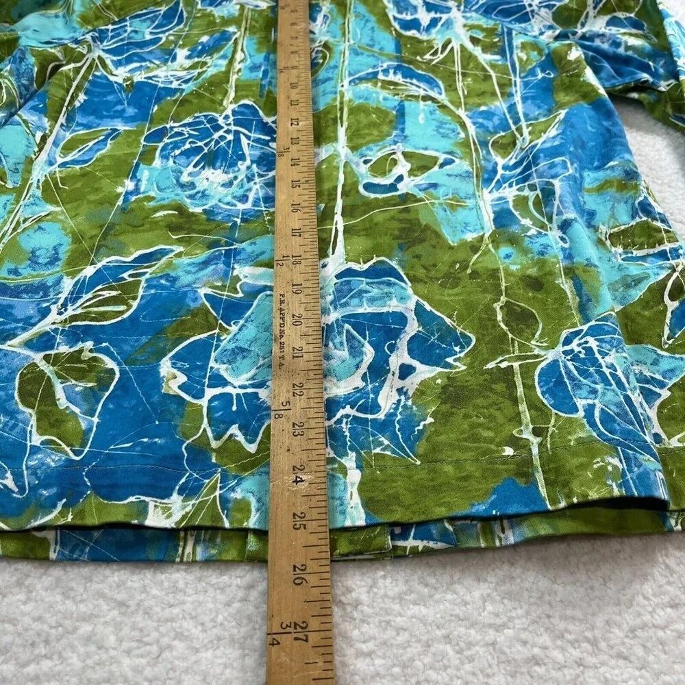 Chico's Women's Artsy Floral Jacket Snap Pockets Lightweight Size 2 L Blue Green